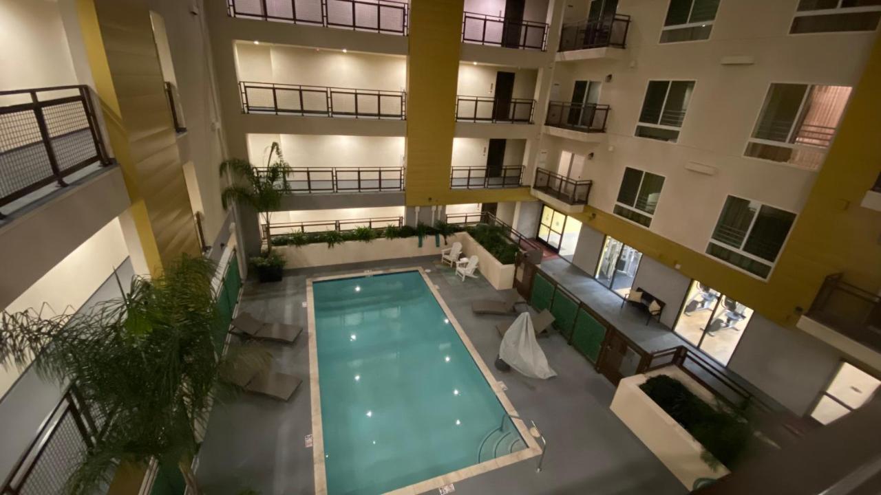 Gorgeous Apt With Parking In Ktown La Los Angeles Exterior photo