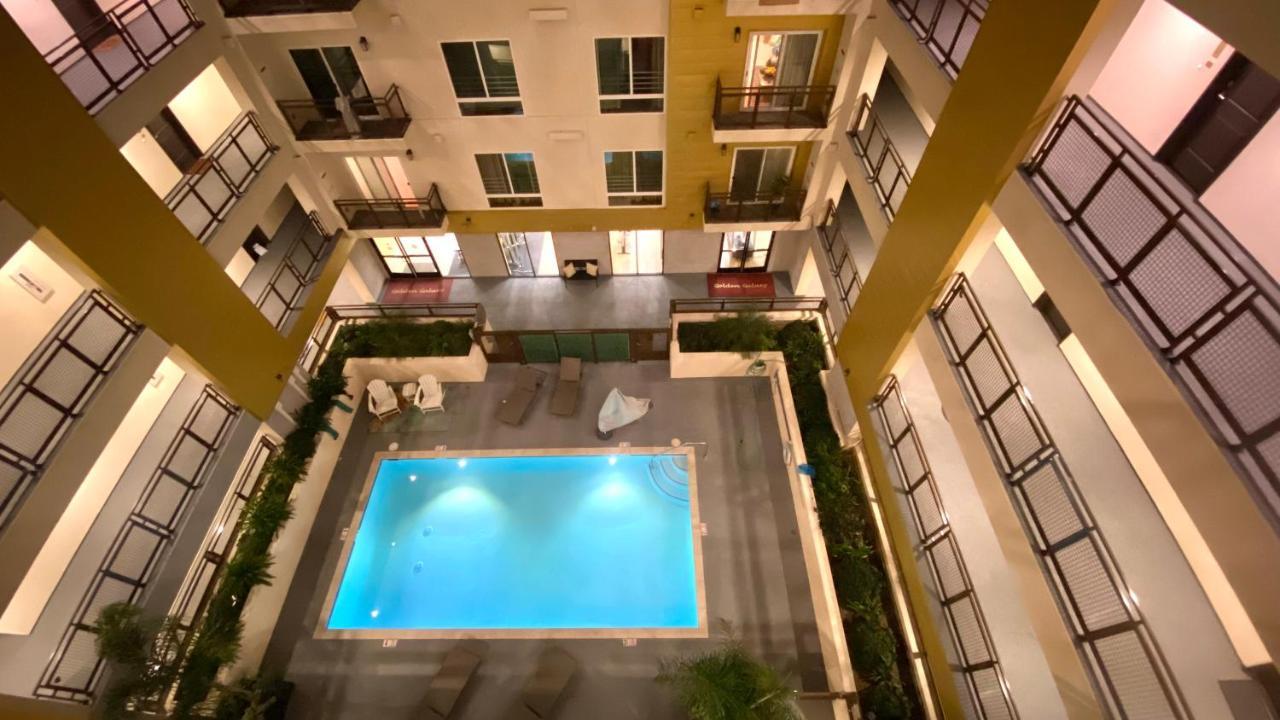 Gorgeous Apt With Parking In Ktown La Los Angeles Exterior photo